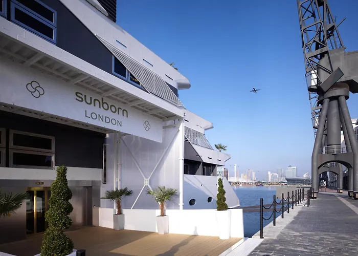 Sunborn YachtHotel Londres